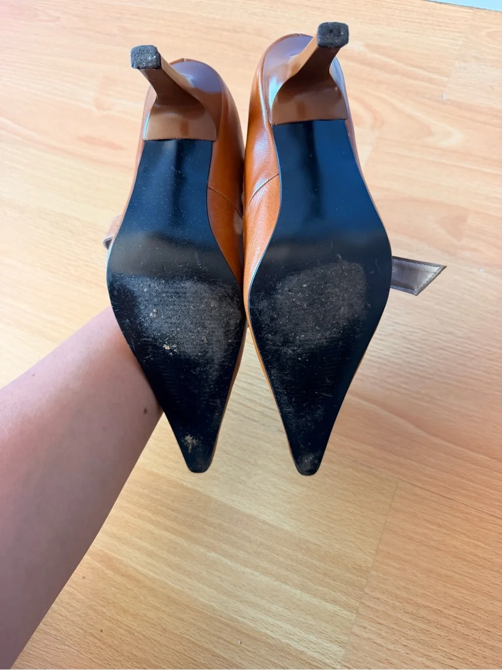 Janeth Brown Leather Pointed Toe Mary Jane Heels Size 6